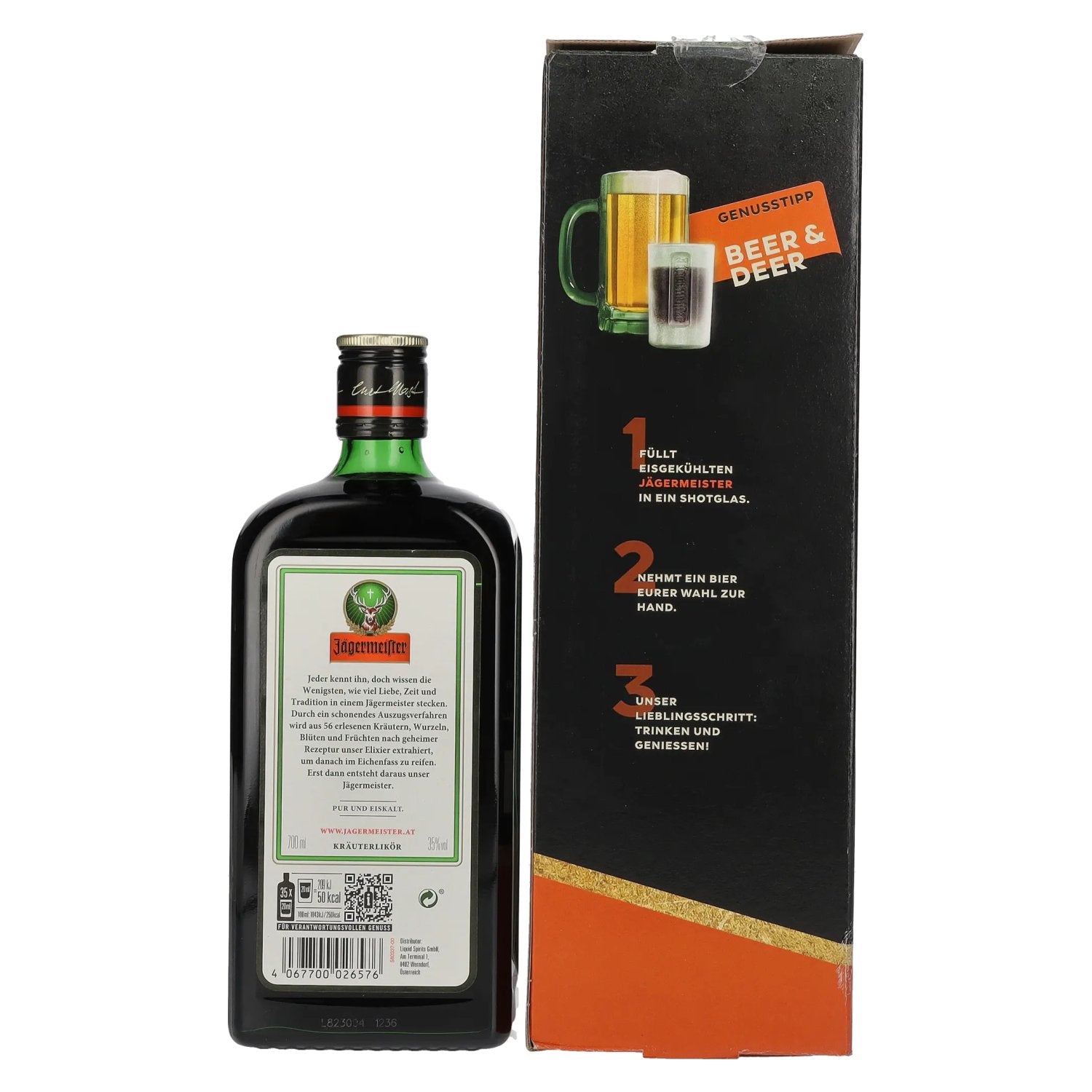 Jägermeister 35% Vol. 0.7l in gift box with 2 shot glasses
